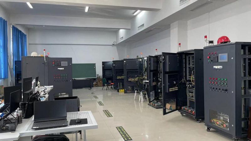 KYN28中置柜故障解析：常见问题与维修技巧